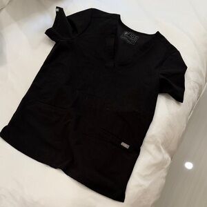 Figs Black Short Scrub Top